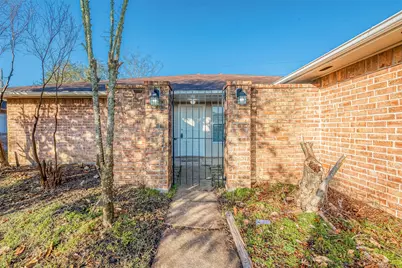 3806 Embarcadero Drive, Houston, TX 77082 - Photo 3