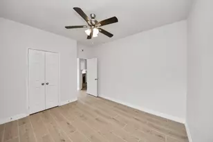 7925 Diamond Oak Dr, Texas City, TX 77591 - Photo 19