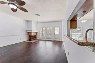 2118 Gemini St, Houston, TX 77058 - Photo 9