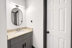10211 Sugar Branch Dr, Houston, TX 77036 - Photo 7