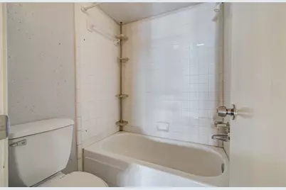 5618 Easthampton Drive #D, Houston, TX 77039 - Photo 15