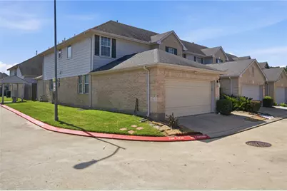 2926 Meadowglen Cove, Houston, TX 77082 - Photo 3