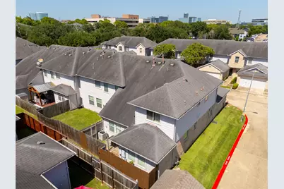 2926 Meadowglen Cove, Houston, TX 77082 - Photo 39