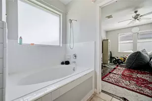 2926 Meadowglen Cove, Houston, TX 77082 - Photo 19