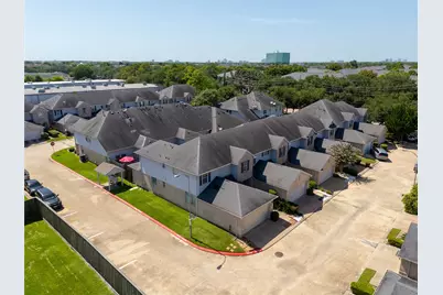 2926 Meadowglen Cove, Houston, TX 77082 - Photo 43