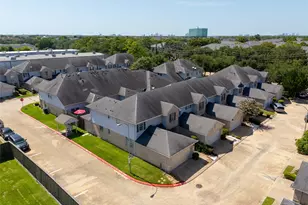 2926 Meadowglen Cove, Houston, TX 77082 - Photo 43