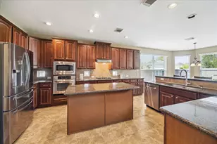 4303 Pensacola Oaks Ln, Sugar Land, TX 77479 - Photo 11