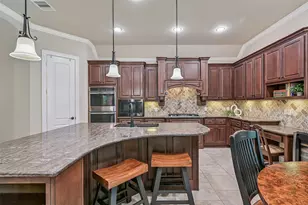 1017 Bolivar Point Ln, Friendswood, TX 77546 - Photo 13