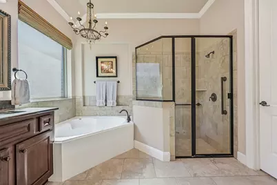 1017 Bolivar Point Lane, Friendswood, TX 77546 - Photo 21
