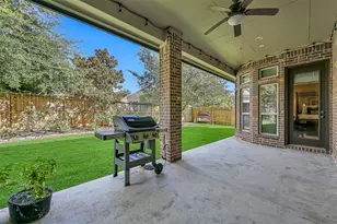 1017 Bolivar Point Ln, Friendswood, TX 77546 - Photo 31