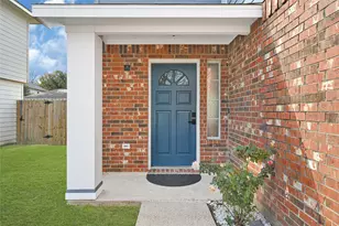 20519 Holly Barr Ln, Cypress, TX 77433 - Photo 3