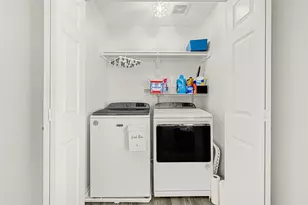 20519 Holly Barr Ln, Cypress, TX 77433 - Photo 19