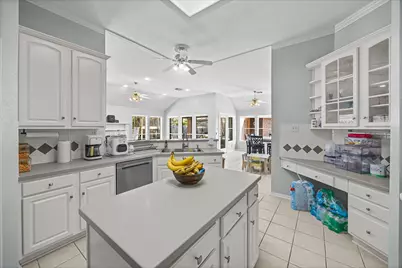 14414 Gadshill Circle, Houston, TX 77044 - Photo 41