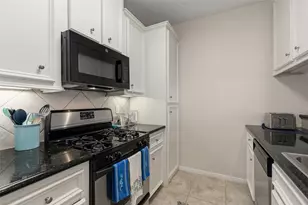 3100 75th St, Galveston, TX 77551 - Photo 15