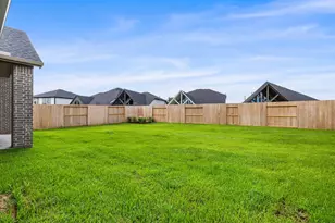 1119 Village Falls Drive, Missouri City, TX 77459 - Photo 31