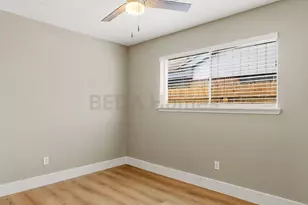 11742 N Willow Cir, Houston, TX 77071 - Photo 21