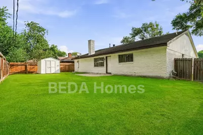 11742 N Willow Circle, Houston, TX 77071 - Photo 25