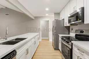 11742 N Willow Cir, Houston, TX 77071 - Photo 7
