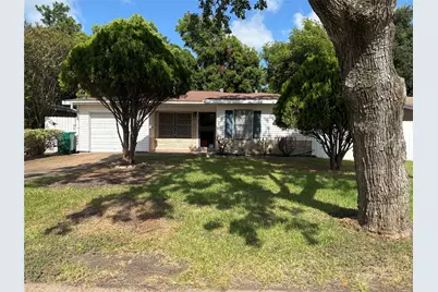 2113 Glendale Street, La Marque, TX 77568 - Photo 1