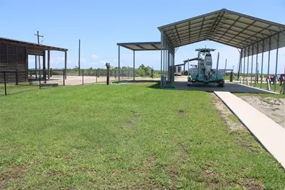 1247 Mabry, Gilchrist, TX 77617 - Photo 3