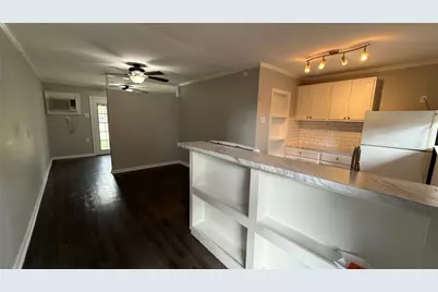 1660 Richmond Avenue #16, Houston, TX 77006 - Photo 1