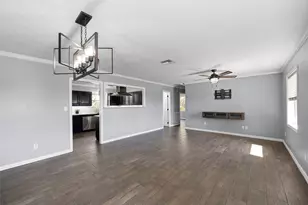 805 Betty St, El Campo, TX 77437 - Photo 13