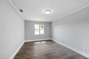805 Betty St, El Campo, TX 77437 - Photo 17