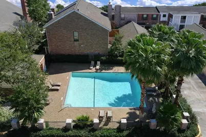 810 Augusta Drive, Houston, TX 77057 - Photo 19