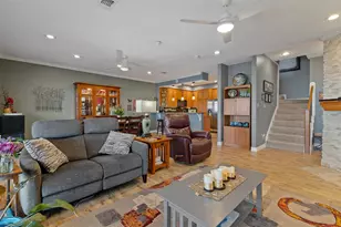 2114 Gunwale Cir, Willis, TX 77318 - Photo 5