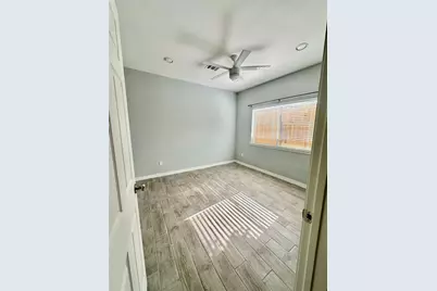 12625 Memorial Drive #20, Houston, TX 77024 - Photo 17