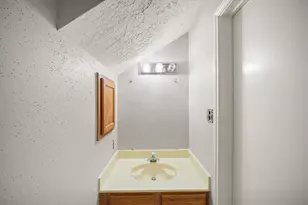 13431 Klamath Falls Dr, Houston, TX 77041 - Photo 15