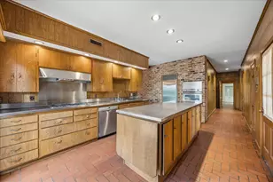 526 Westminster Dr, Houston, TX 77024 - Photo 9