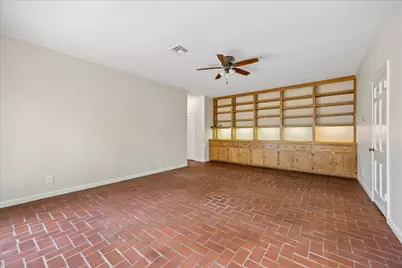526 Westminster Drive, Houston, TX 77024 - Photo 17
