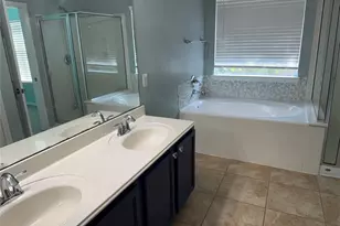 319 Brandy Ridge Ln, Dickinson, TX 77539 - Photo 17