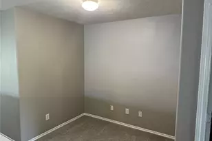 319 Brandy Ridge Ln, Dickinson, TX 77539 - Photo 11