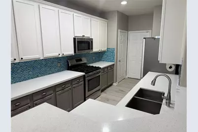 319 Brandy Ridge Lane, Dickinson, TX 77539 - Photo 3