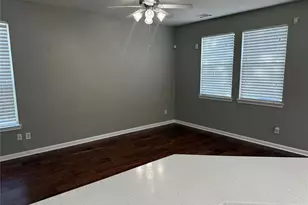 319 Brandy Ridge Ln, Dickinson, TX 77539 - Photo 5
