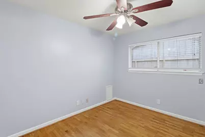 7701 Melrose Street, Houston, TX 77022 - Photo 27