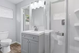 7701 Melrose St, Houston, TX 77022 - Photo 25