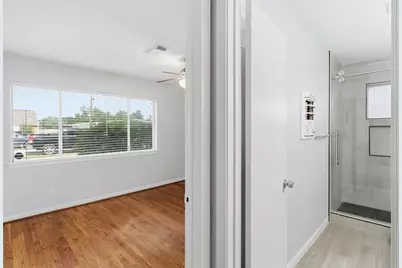 7701 Melrose Street, Houston, TX 77022 - Photo 31