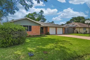 7701 Melrose St, Houston, TX 77022 - Photo 3
