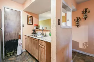 7851 Fuqua St, Houston, TX 77075 - Photo 9