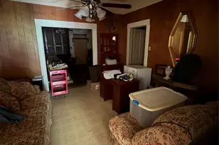 515 4th St, Texas City, TX 77590 - Photo 11