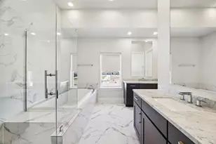 5917 Cottage Grove Lake Dr, Houston, TX 77007 - Photo 15