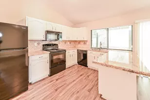 22710 Melham Ln, Spring, TX 77373 - Photo 5