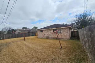 6814 Castleview Ln, Houston, TX 77489 - Photo 33