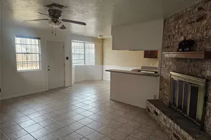6814 Castleview Ln, Houston, TX 77489 - Photo 11