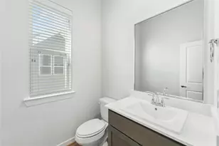 1013 Erin St St, Houston, TX 77009 - Photo 11