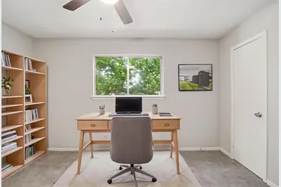 6814 Indian Falls Drive, Houston, TX 77489 - Photo 5