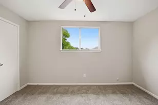 6814 Indian Falls Dr, Houston, TX 77489 - Photo 27